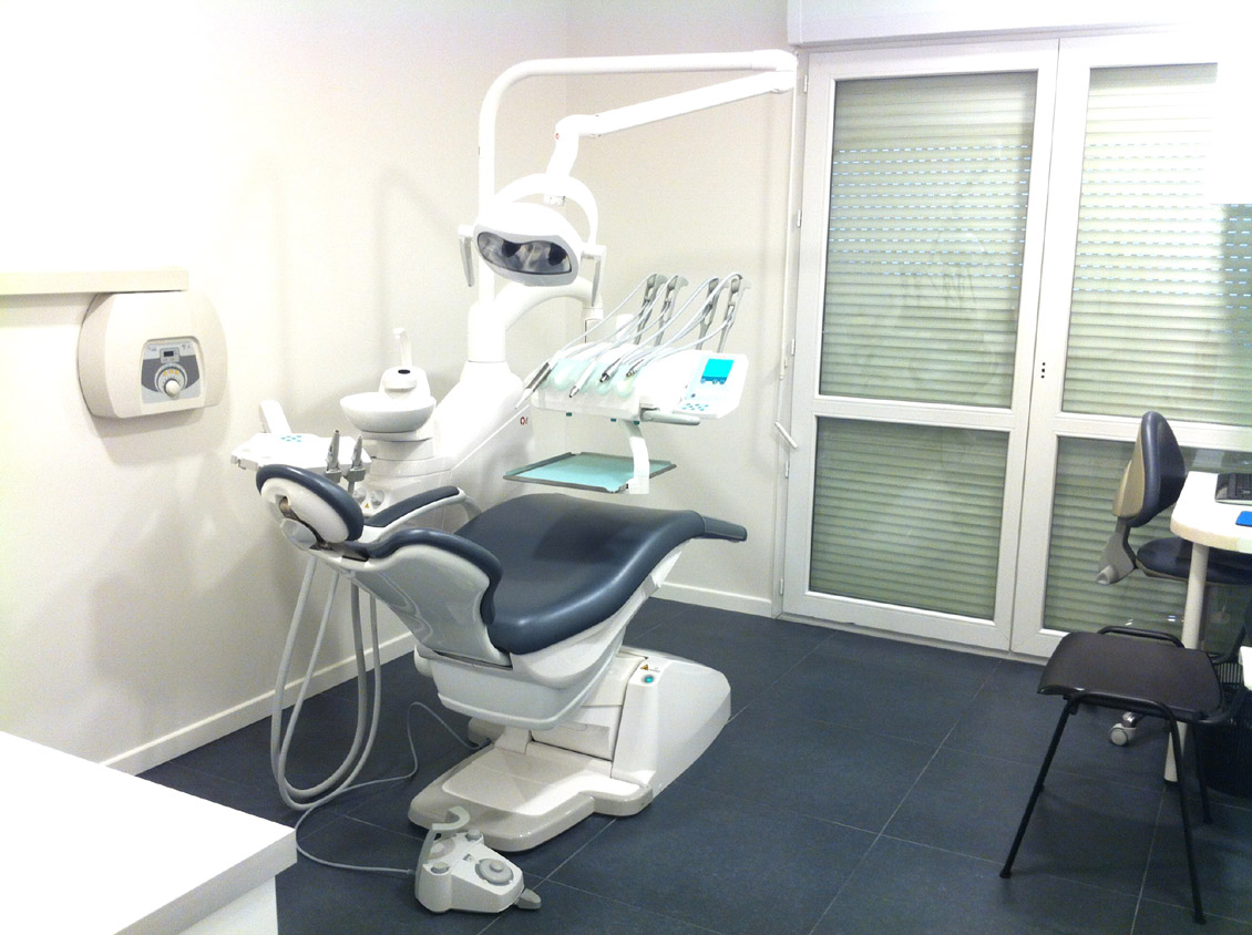 salle de traitements dentaires du centre Saint Denis
